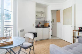 
                                                                                        Location
                                                                                         Refuge Parisien Chic dans le 11ᵉ Animé
