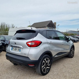 Voiture
Renault Captur 1.2i - 16V TURBO TCE 120
