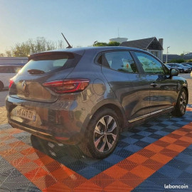 Voiture
Renault Clio 1.5 BLUE DCI - 8V TURBO