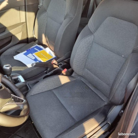 Voiture
Renault Clio 1.5 BLUE DCI - 8V TURBO