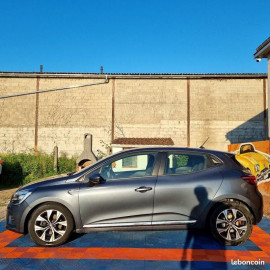 Voiture
Renault Clio 1.5 BLUE DCI - 8V TURBO