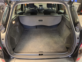 
                                                                                        Voiture
                                                                                         RENAULT CLIO 3 ESTATE - 1.5 dCi 70 CV EXPRESSION CLIM - 4 CV