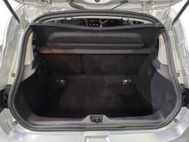 
                                                                                        Voiture
                                                                                         Renault Clio