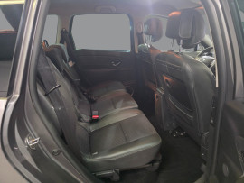 
                                                                                        Voiture
                                                                                         RENAULT GRAND SCENIC3 - 1.6 dCi 130 CV Dynamique 7 PLACES