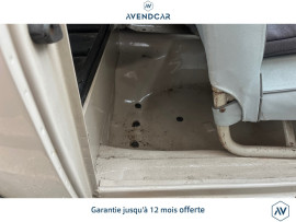 
                                                                                        Utilitaire
                                                                                         RENAULT JUVAQUATRE