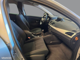 
                                                                                        Voiture
                                                                                         RENAULT MEGANE 3 - 1.5 dCi 110 CV LIMITED - 5 CV