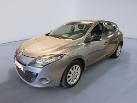 
                                                                                        Voiture
                                                                                         RENAULT MEGANE 3 - 1.5 dCi 110 CV PRIVILEGE - 5 CV