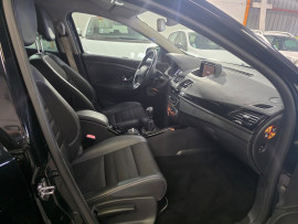 
                                                                                        Voiture
                                                                                         RENAULT MEGANE 3 ESTATE - 1.6 dCi 130 CV Energy BOSE-EDITION - 6 CV