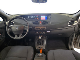 
                                                                                        Voiture
                                                                                         Renault Scénic
