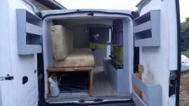 
                                                                                        Caravaning
                                                                                         Renault Trafic L2H1 2.0 dci 115 cv (2009) aménagé