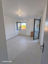 
                                                                                        Location
                                                                                         RESIDENCE SENIORS AVEC SERVICE A LOUER T2