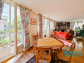 
                                                                                        Vente
                                                                                         Rive-Droite Grand appartement familial 5 chambres !