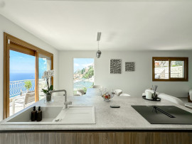 Vente
Roquebrune-Cap-Martin- Magnifique maison 4 pièces de 111m2 entièrement rénové avec piscine privative