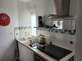 
                                                                                        Location
                                                                                         ROYAN Pontaillac loc.meublée 1 à  12 mois possible