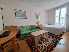 
                                                                                        Vente
                                                                                         Rue d'Armaillé - 17ème : Studio traversant, ultra-fonctionnel