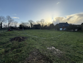 
                                                                                        Vente
                                                                                         SAINT AMAND VILLAGES TERRAIN de 1365 M2