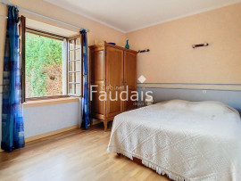 
                                                                                        Vente
                                                                                         SAINT-GEORGES MONTCOCQ, Maison en pierre 