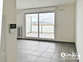 
                                                                                        Vente
                                                                                         Saint-Laurent-du-Var – Studio dernier étage