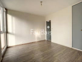 
                                                                                        Location
                                                                                         SAINT-LO 