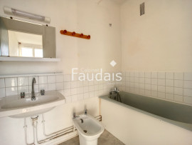 
                                                                                        Location
                                                                                         SAINT-LO 