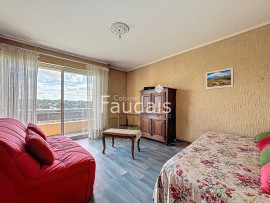 
                                                                                        Vente
                                                                                         SAINT-LO appartement 1chambre proche du dans le centre ville