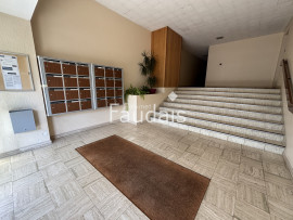 
                                                                                        Vente
                                                                                         SAINT-LO - Appartement proche Lycée Curie 
