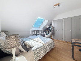 
                                                                                        Vente
                                                                                         SAINT LO Bus de ville