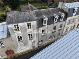 
                                                                                        Vente
                                                                                         Saint Lô - Ensemble immobilier 157 m2 centre ville 