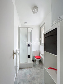 
                                                                                        Vente
                                                                                         SAINT-LO, IMMEUBLE LOCATIF - 8 STUDIOS MEUBLÉS