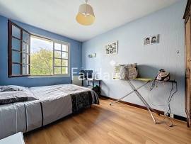 
                                                                                        Vente
                                                                                          SAINT-LO maison 6 pièces avec jardin  