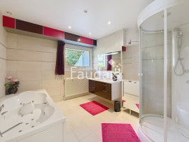 
                                                                                        Vente
                                                                                          SAINT LO maison d'architecte.