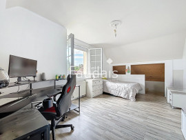 
                                                                                        Vente
                                                                                          Saint-Lô - Maison familiale - sous-sol complet -  proche li