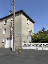 
                                                                                        Vente
                                                                                         SAINT LO - Proximité du Centre-Ville et des bus