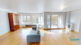 Vente
Saint-Mandé – Bel appartement familial 4 pièces lumineux ave