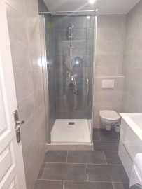 
                                                                                        Location
                                                                                         Sans titre