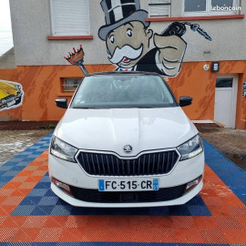 Voiture
Skoda Fabia 1.0 TSI - 12V TURBO