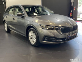 Voiture
Skoda Octavia Break COMBI 2.0 TDI 115 CV AMBITION PLUS /CAM/CAR PLAY/FULL LED /OPTIONS