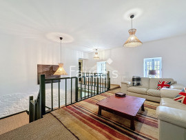 Vente
Soulles -maison de charme en pierre de 167 m2 avec vie de pl