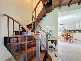 Vente
Soulles -maison de charme en pierre de 167 m2 avec vie de pl