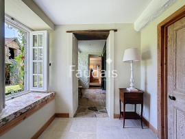 
                                                                                        Vente
                                                                                         Soulles -maison de charme en pierre de 167 m2 avec vie de pl