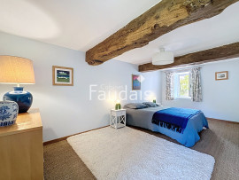 
                                                                                        Vente
                                                                                         Soulles -maison de charme en pierre de 167 m2 avec vie de pl