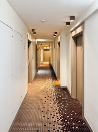 
                                                                                        Location
                                                                                         Spacieux 4 Pièces avec Balcon et Parking à Puteaux – Passage Voltaire (loyer tout inclus)