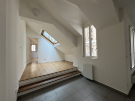 
                                                                                        Location
                                                                                         Spacieux 5 pièces meublé Pour colocation