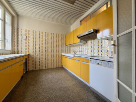 Vente
Spacieux appartement dans magnifique résidence Art Déco de Cimiez