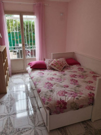 
                                                                                        Location
                                                                                         Spacieux Appartement en RDJ à la Pointe Croisette