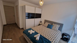 
                                                                                        Location
                                                                                         Spacieux,lumineux,chic en plein coeur du Lyon-Foch