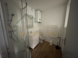 
                                                                                        Location
                                                                                         Spacieux studio meublé en centre-ville