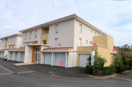 
                                                                                        Location
                                                                                         Spacieux T3 très lumineux
