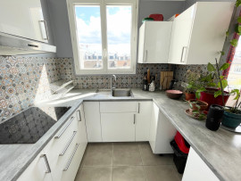 Location
Spacious and Comfortable 3-Room Apartment (loyer tout inclus)