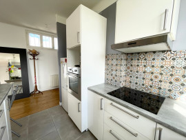 Location
Spacious and Comfortable 3-Room Apartment (loyer tout inclus)